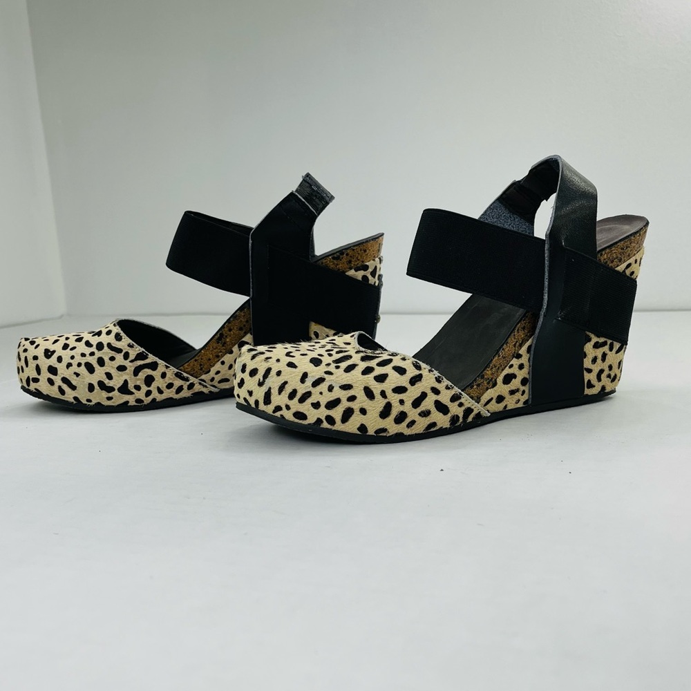 ✨🐆 Corky’s Leopard Print Wedge Sandals – Chic & Effortless Style 🐆✨ - Picture 10 of 14